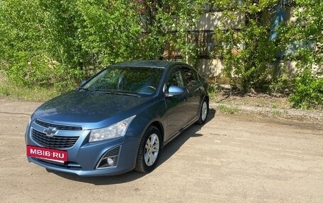 Chevrolet Cruze II, 2012 год, 640 000 рублей, 3 фотография