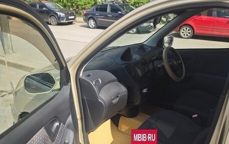 Toyota FunCargo, 2004 год, 500 000 рублей, 6 фотография