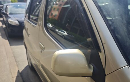 Toyota FunCargo, 2004 год, 500 000 рублей, 9 фотография
