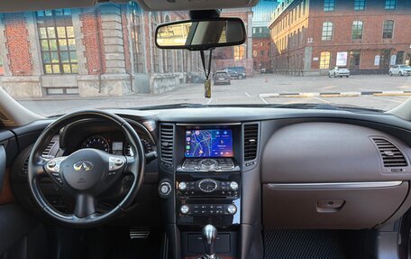 Infiniti FX II, 2012 год, 2 100 000 рублей, 6 фотография