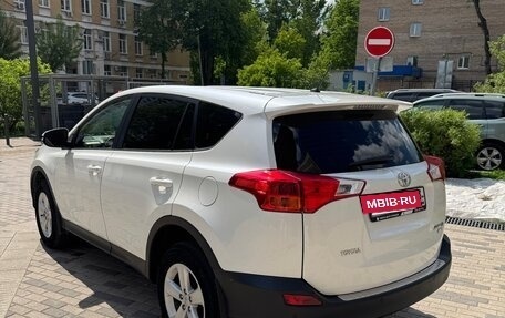Toyota RAV4, 2012 год, 2 090 000 рублей, 5 фотография
