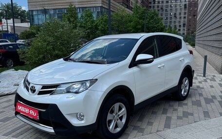 Toyota RAV4, 2012 год, 2 090 000 рублей, 3 фотография