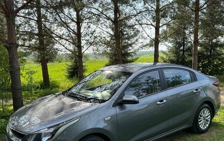 KIA Rio IV, 2018 год, 1 340 000 рублей, 2 фотография
