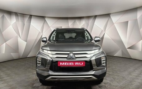 Mitsubishi Pajero Sport III рестайлинг, 2022 год, 3 960 000 рублей, 7 фотография