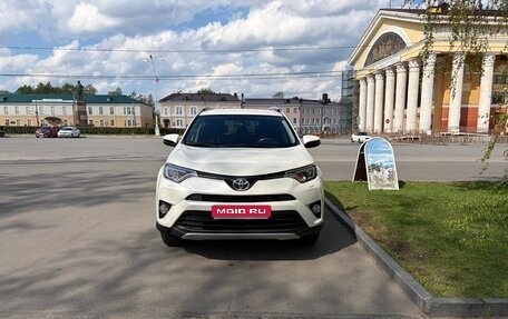 Toyota RAV4, 2017 год, 3 590 000 рублей, 1 фотография