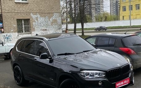 BMW X5, 2017 год, 4 300 000 рублей, 2 фотография
