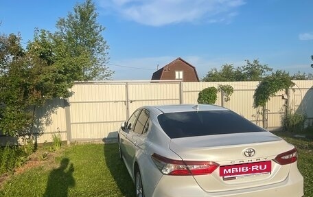 Toyota Camry, 2021 год, 2 990 000 рублей, 3 фотография