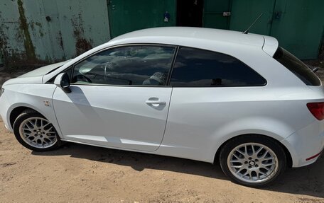SEAT Ibiza IV рестайлинг 2, 2012 год, 710 000 рублей, 2 фотография