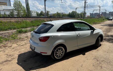 SEAT Ibiza IV рестайлинг 2, 2012 год, 710 000 рублей, 8 фотография