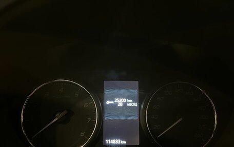 Mitsubishi Outlander III рестайлинг 3, 2021 год, 2 420 000 рублей, 11 фотография