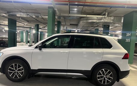 Volkswagen Tiguan II, 2019 год, 2 500 000 рублей, 2 фотография