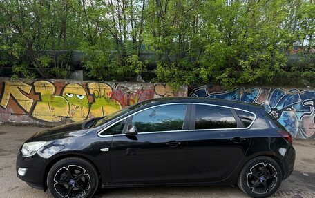 Opel Astra J, 2010 год, 980 000 рублей, 3 фотография