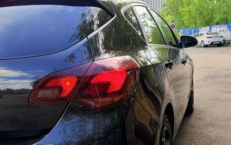 Opel Astra J, 2010 год, 980 000 рублей, 4 фотография