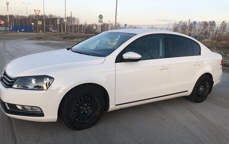 Volkswagen Passat B7, 2011 год, 610 000 рублей, 2 фотография