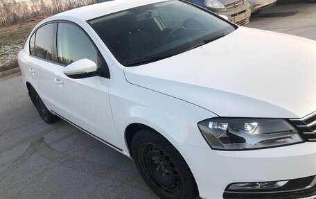 Volkswagen Passat B7, 2011 год, 610 000 рублей, 4 фотография