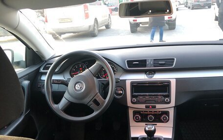 Volkswagen Passat B7, 2011 год, 610 000 рублей, 8 фотография