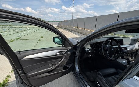 BMW 5 серия, 2018 год, 2 999 999 рублей, 20 фотография
