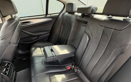 BMW 5 серия, 2018 год, 2 999 999 рублей, 19 фотография