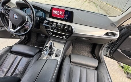 BMW 5 серия, 2018 год, 2 999 999 рублей, 14 фотография