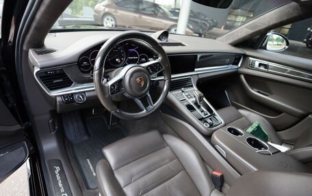 Porsche Panamera II рестайлинг, 2017 год, 7 000 000 рублей, 13 фотография