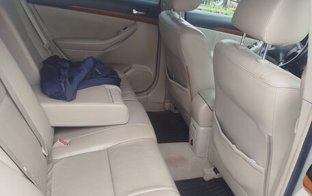Toyota Avensis III рестайлинг, 2006 год, 850 000 рублей, 5 фотография