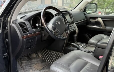 Toyota Land Cruiser 200, 2008 год, 2 500 000 рублей, 6 фотография