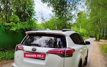 Toyota RAV4, 2015 год, 2 450 000 рублей, 5 фотография