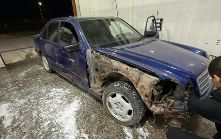 Mercedes-Benz E-Класс, 1996 год, 150 000 рублей, 10 фотография