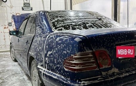 Mercedes-Benz E-Класс, 1996 год, 150 000 рублей, 9 фотография