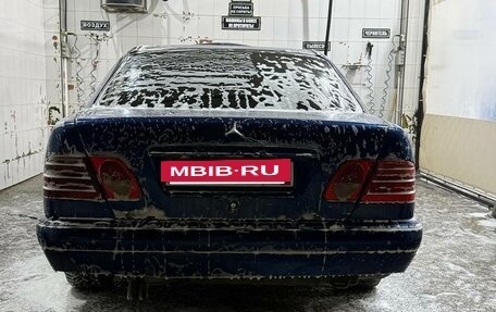 Mercedes-Benz E-Класс, 1996 год, 150 000 рублей, 11 фотография