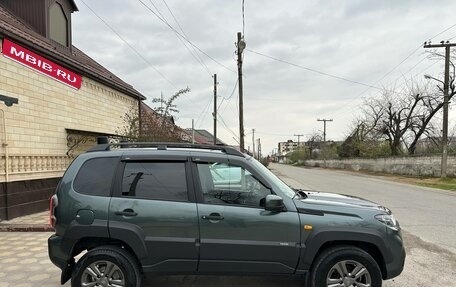 Chevrolet Niva I рестайлинг, 2009 год, 590 000 рублей, 1 фотография