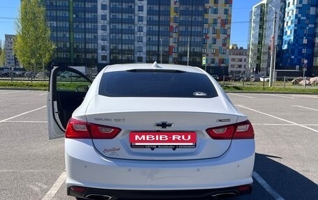 Chevrolet Malibu IX, 2017 год, 1 770 000 рублей, 12 фотография