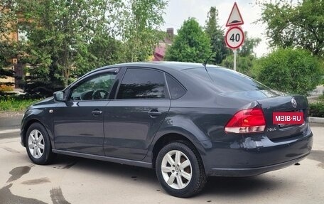 Volkswagen Polo VI (EU Market), 2010 год, 700 000 рублей, 3 фотография