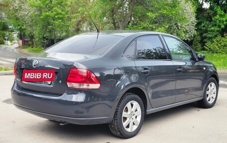 Volkswagen Polo VI (EU Market), 2010 год, 700 000 рублей, 5 фотография