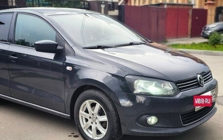 Volkswagen Polo VI (EU Market), 2010 год, 700 000 рублей, 14 фотография