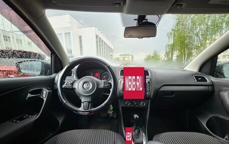 Volkswagen Polo VI (EU Market), 2010 год, 700 000 рублей, 18 фотография