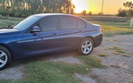 BMW 3 серия, 2018 год, 2 000 000 рублей, 4 фотография