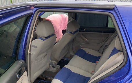 Volkswagen Golf IV, 1999 год, 305 000 рублей, 2 фотография