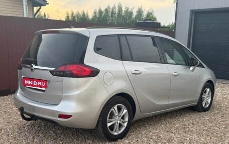 Opel Zafira C рестайлинг, 2015 год, 1 350 000 рублей, 3 фотография