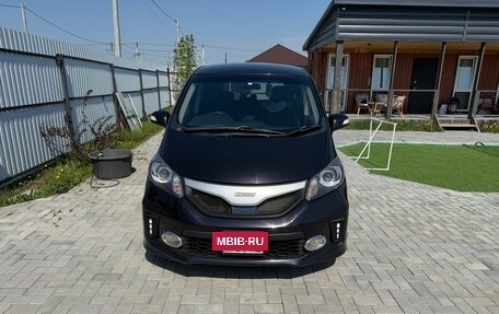 Honda Freed I, 2012 год, 1 150 000 рублей, 3 фотография