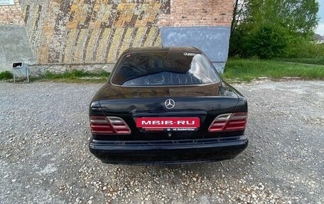 Mercedes-Benz E-Класс, 2000 год, 425 000 рублей, 5 фотография