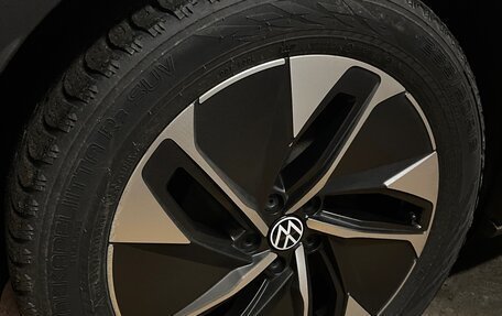 Volkswagen ID.4, 2021 год, 3 090 000 рублей, 24 фотография