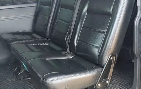 Volkswagen Caravelle T5, 2005 год, 1 450 000 рублей, 10 фотография
