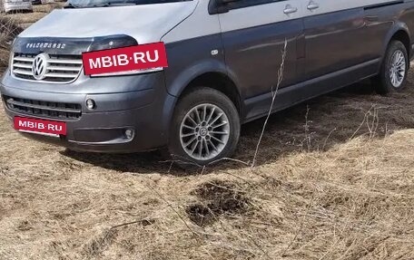 Volkswagen Caravelle T5, 2005 год, 1 450 000 рублей, 3 фотография