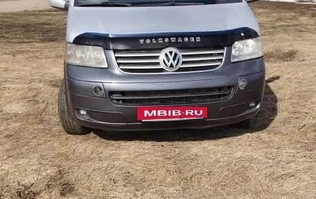 Volkswagen Caravelle T5, 2005 год, 1 450 000 рублей, 9 фотография