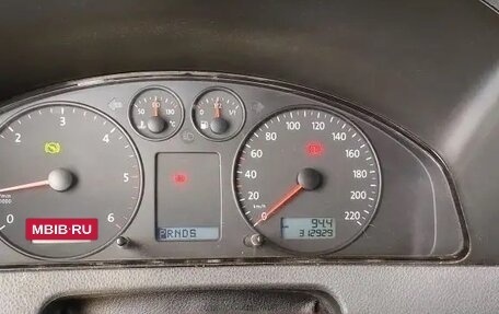 Volkswagen Caravelle T5, 2005 год, 1 450 000 рублей, 12 фотография