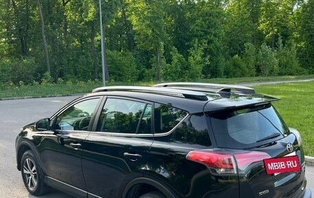 Toyota RAV4, 2017 год, 2 430 000 рублей, 3 фотография
