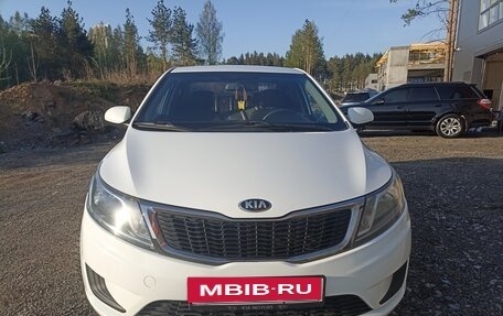KIA Rio III рестайлинг, 2014 год, 800 000 рублей, 3 фотография
