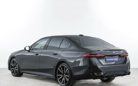 BMW 5 серия, 2023 год, 6 599 046 рублей, 2 фотография
