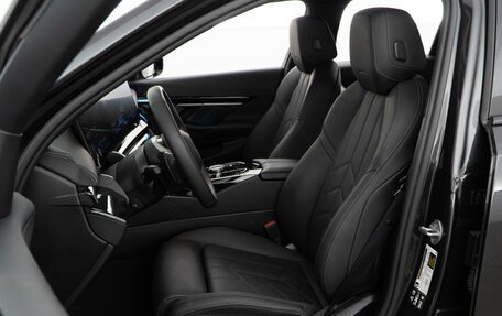 BMW 5 серия, 2023 год, 6 599 046 рублей, 10 фотография